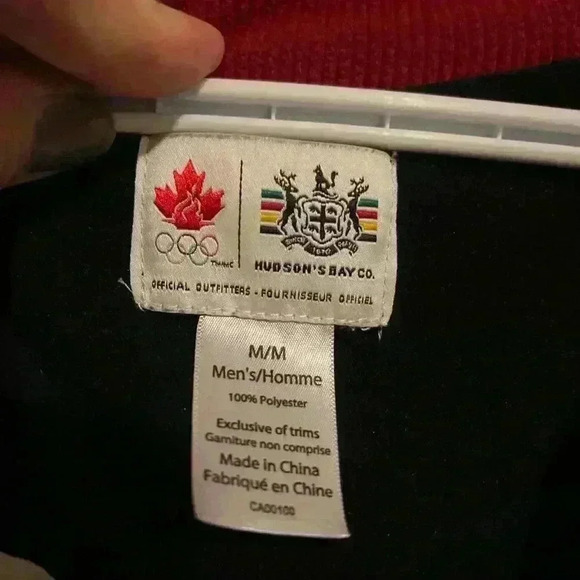 Canada quarter zip up sweater- Hudson Bay Company - Picture 3 of 4